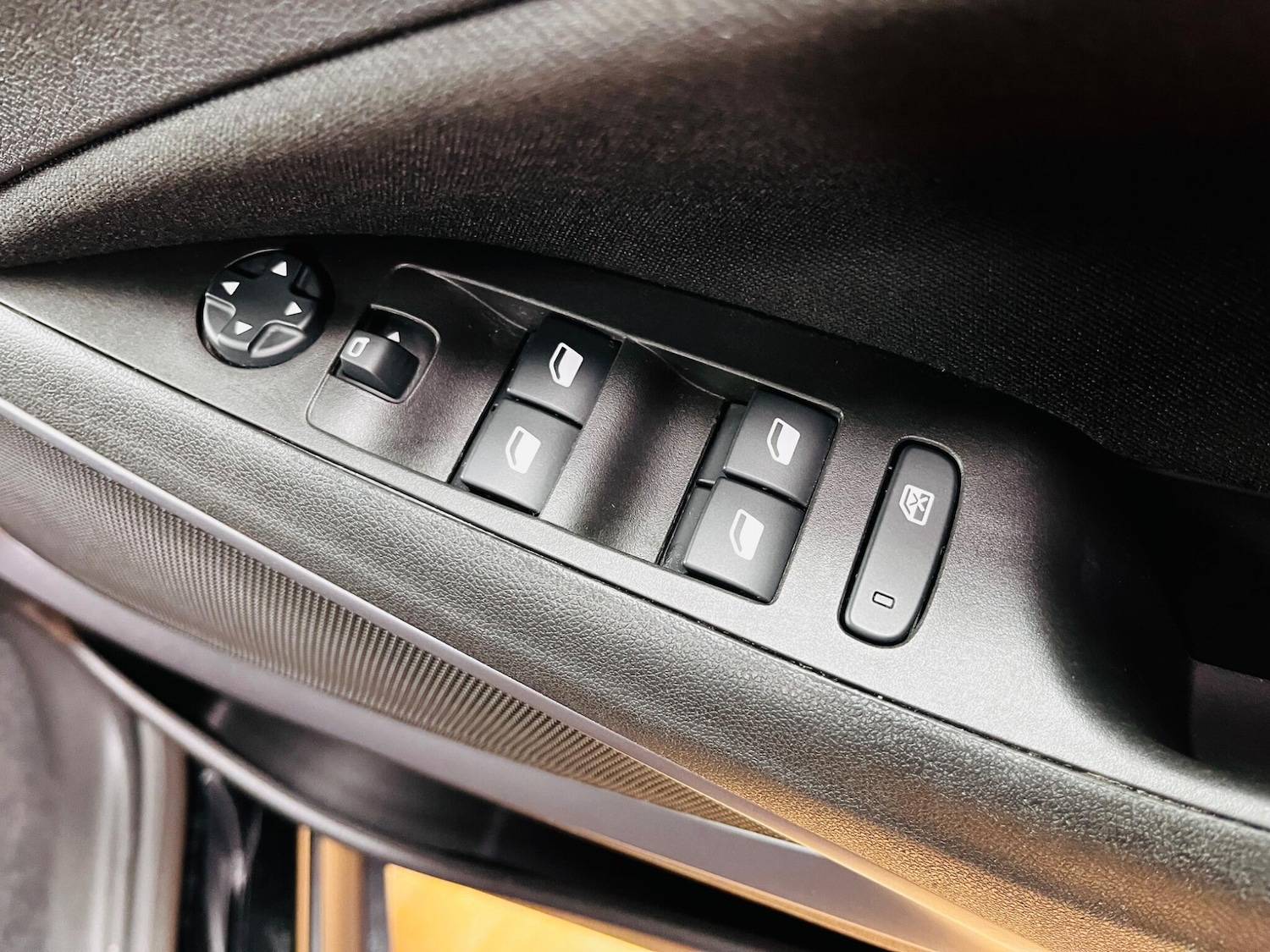 Used Vauxhall Crossland 2022 for sale - 77549657: Photo 49