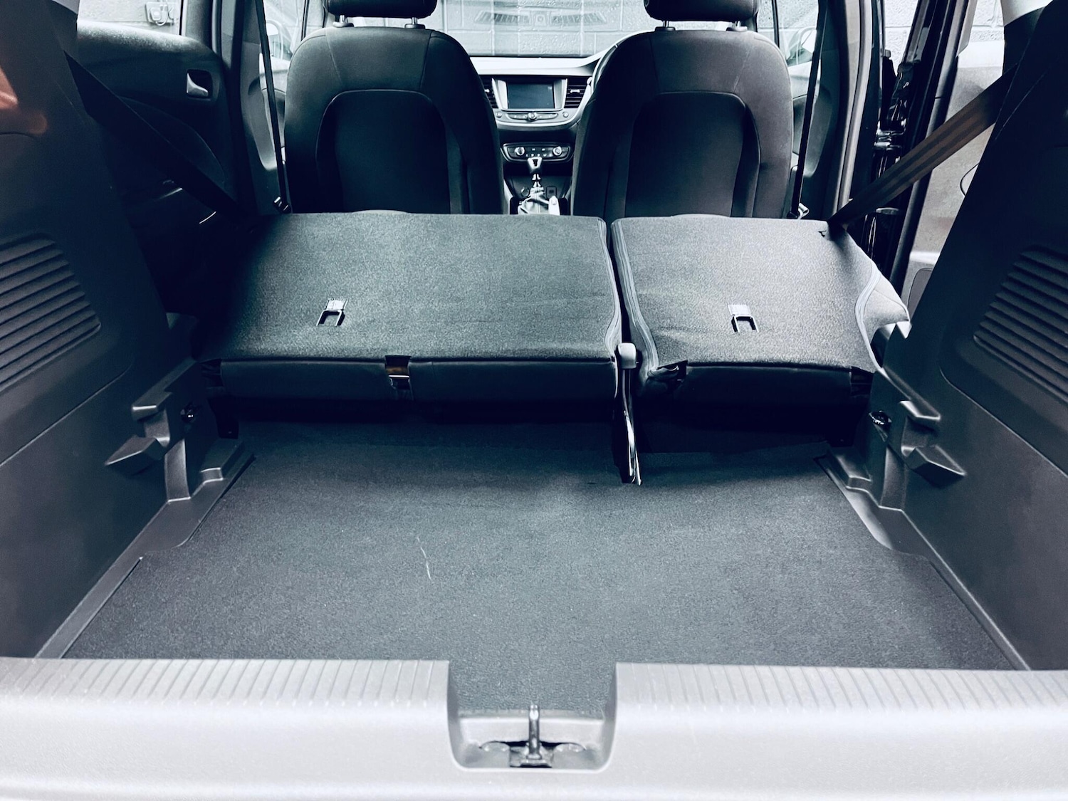 Used Vauxhall Crossland 2022 for sale - 77549657: Photo 53