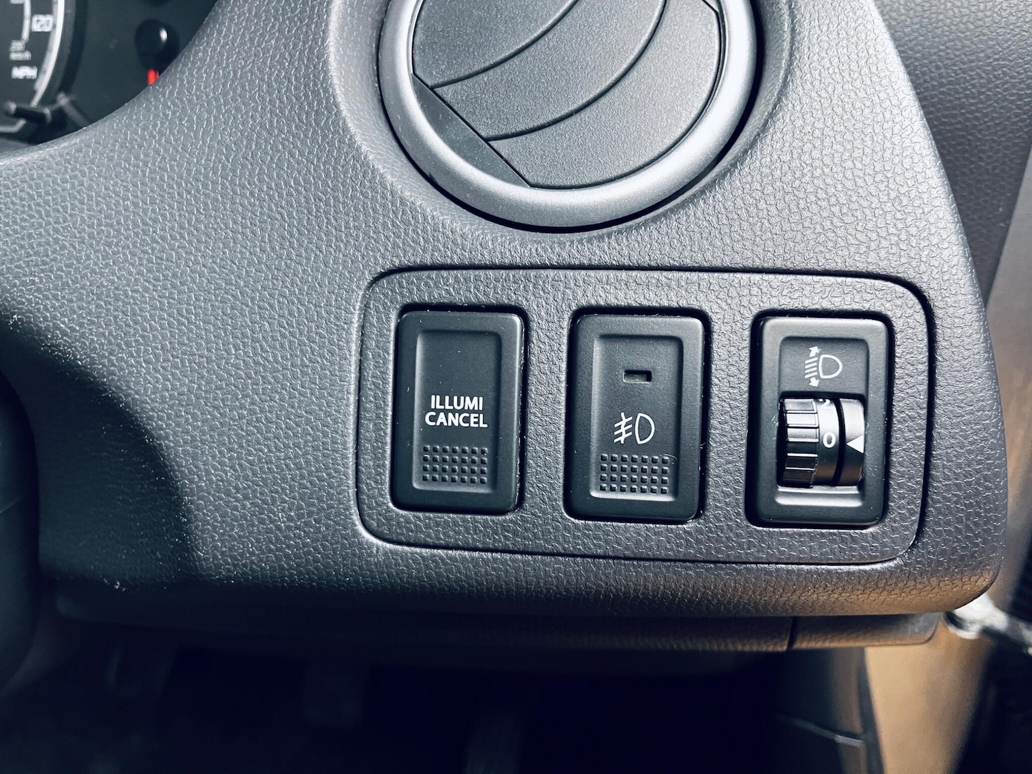 Used Suzuki Swift 2011 for sale - 78047875: Photo 31