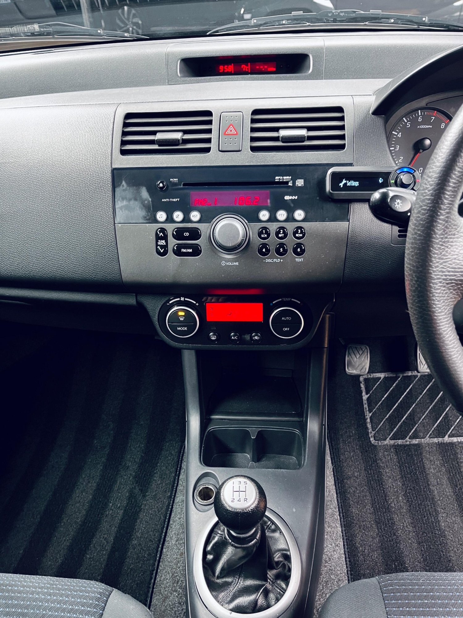 Used Suzuki Swift 2011 for sale - 78047875: Photo 35