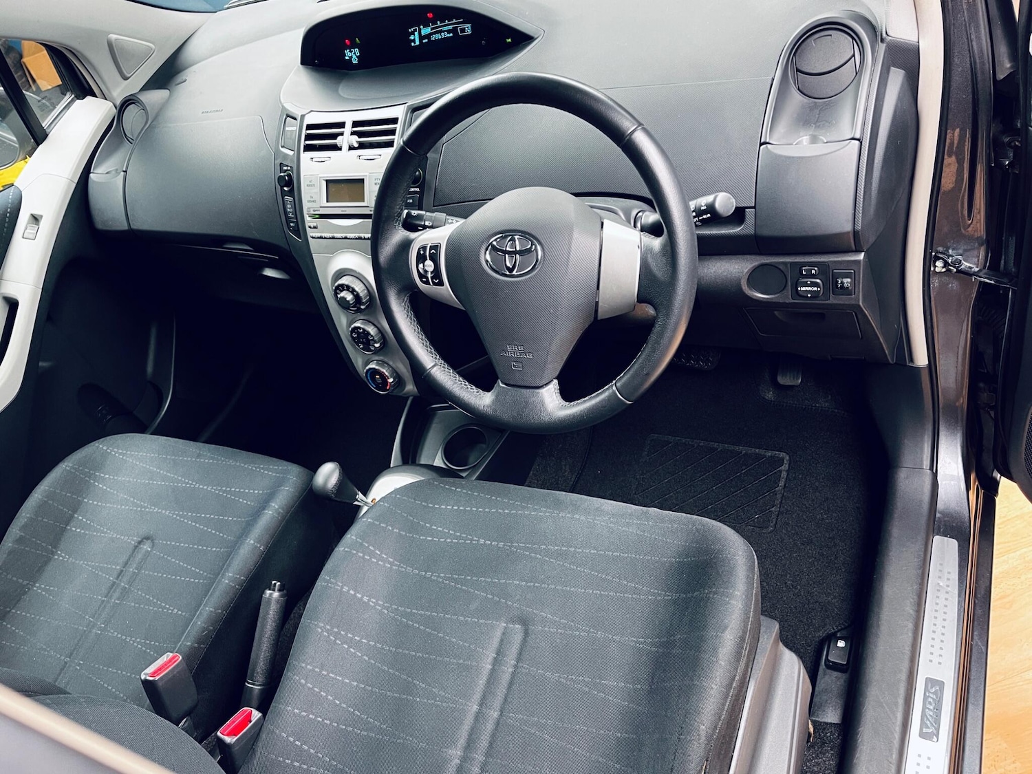Used Toyota Yaris 2008 for sale - 77549439: Photo 4