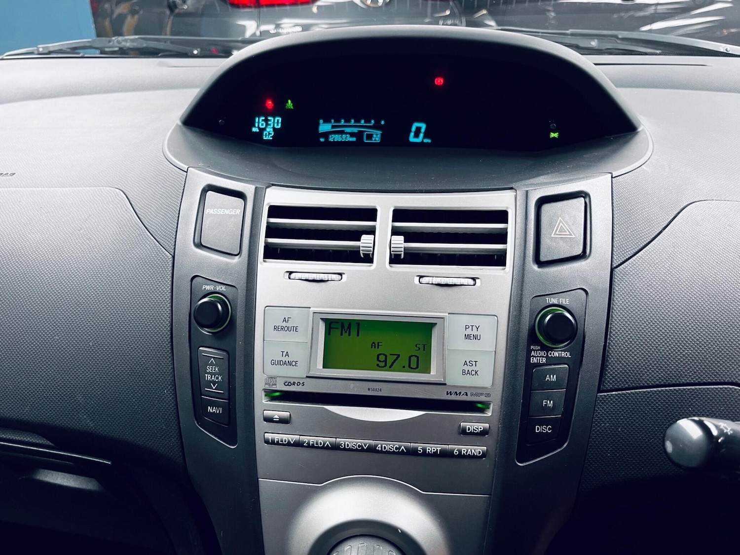 Used Toyota Yaris 2008 for sale - 77549439: Photo 44