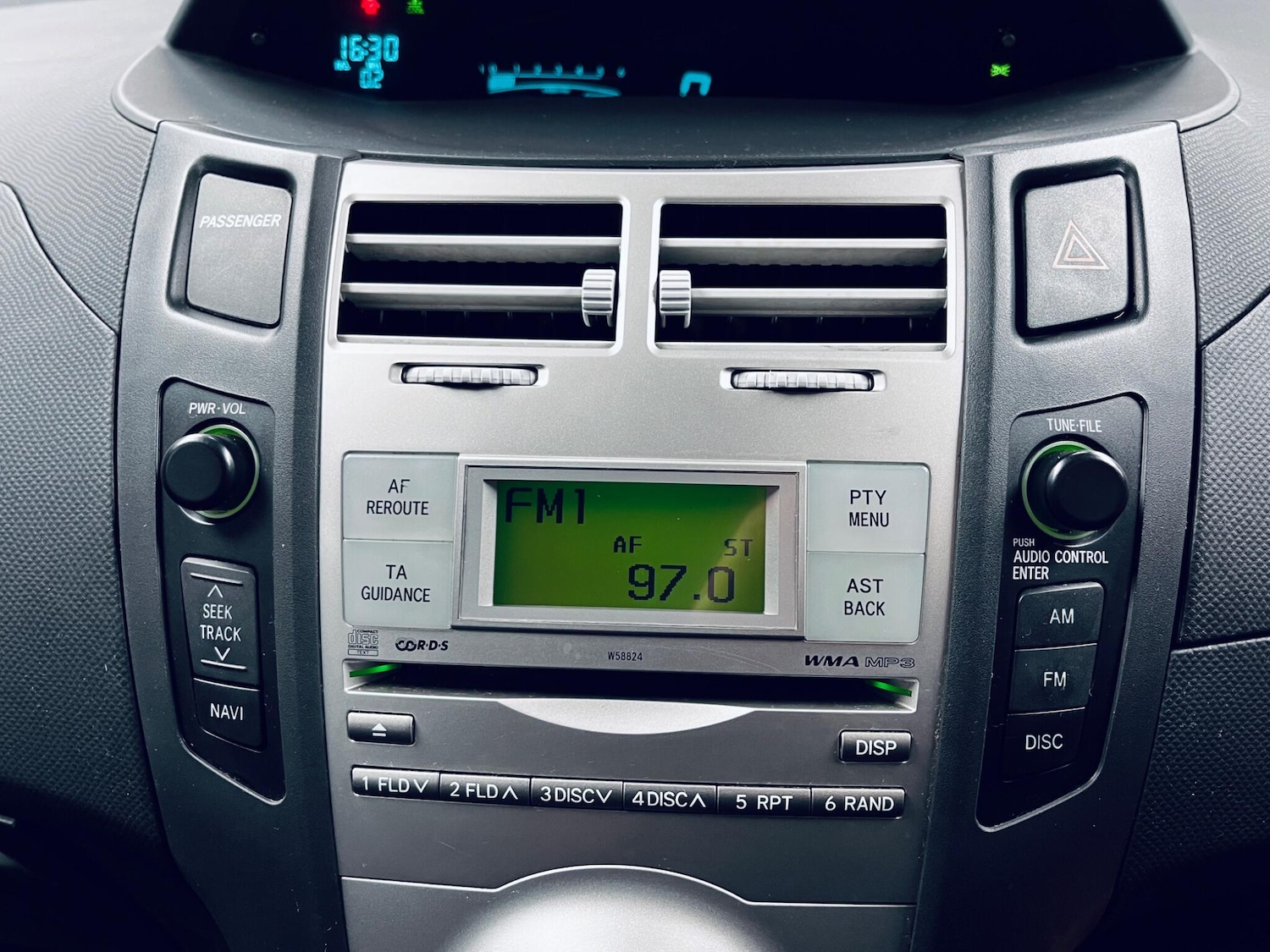 Used Toyota Yaris 2008 for sale - 77549439: Photo 45