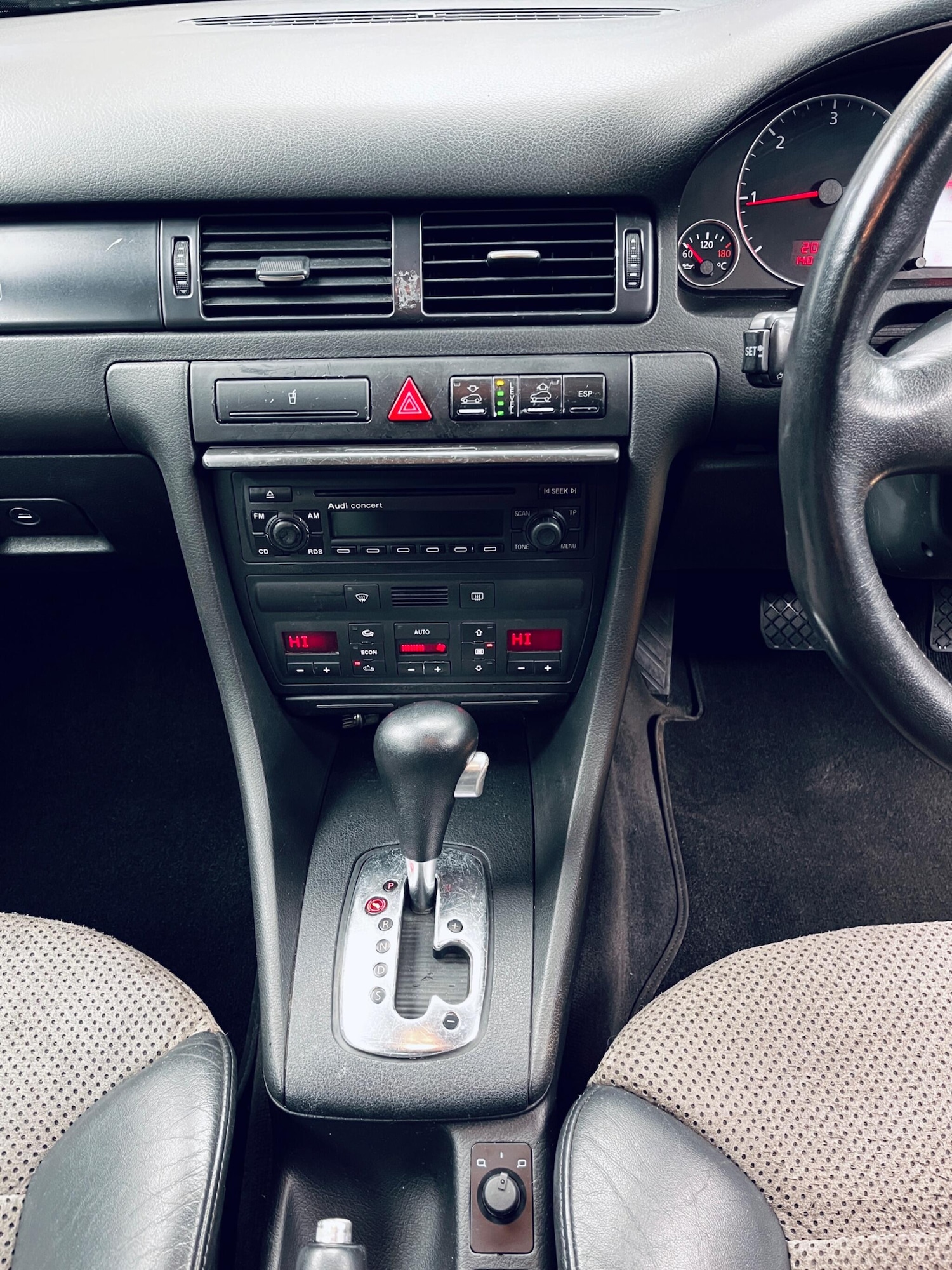 Used Audi A6 Allroad 2002 for sale - 77550625: Photo 43