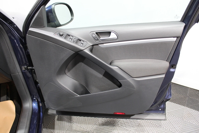 Used Volkswagen Tiguan 2015 for sale - 76626835: Photo 16