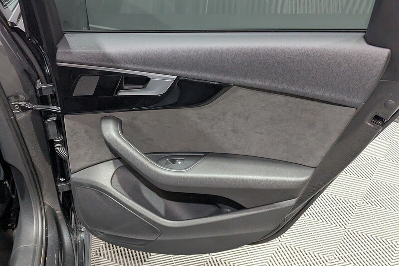 Used Audi A4 Avant 2020 for sale - 77007788: Photo 32