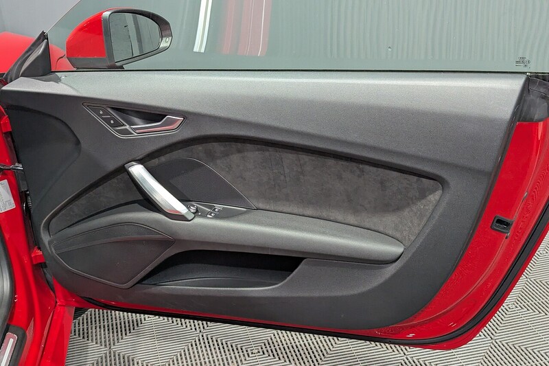 Used Audi TT 2015 for sale - 77846478: Photo 19