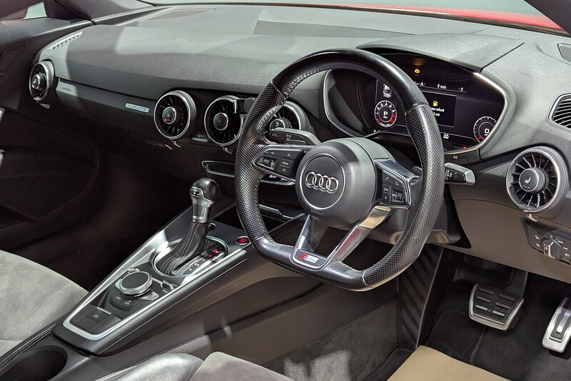 Used Audi TT 2015 for sale - 77846478: Photo 2