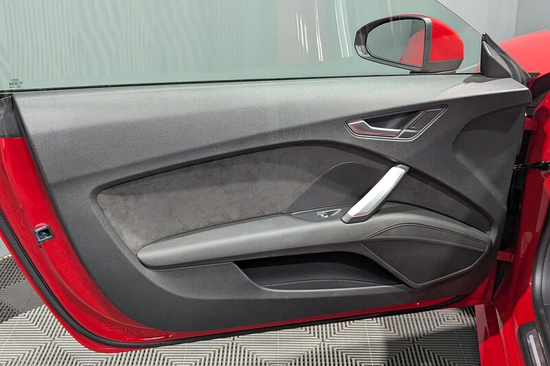 Used Audi TT 2015 for sale - 77846478: Photo 24