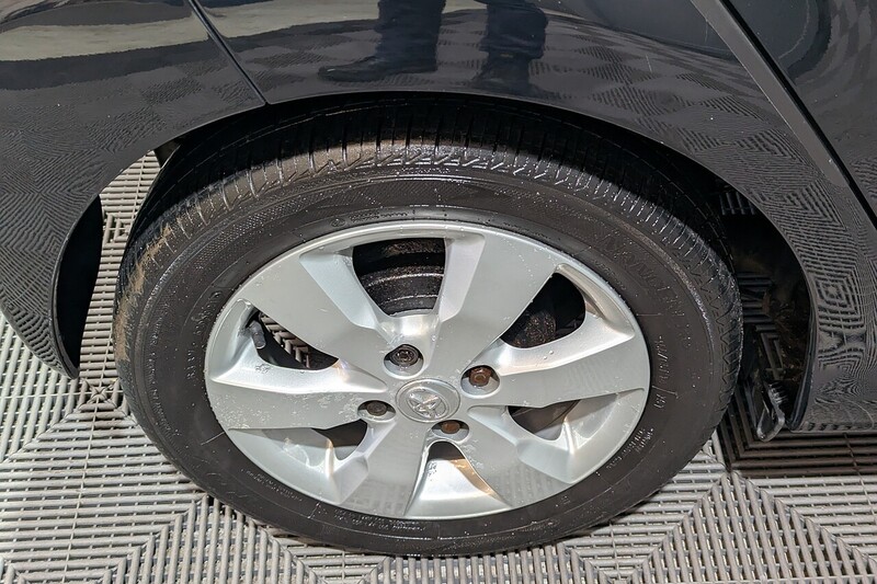 Used Toyota AYGO 2013 for sale - 76740864: Photo 10