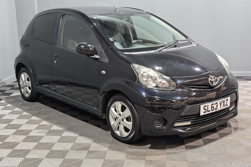 Used Toyota AYGO 2013 for sale - 76740864: Photo 6