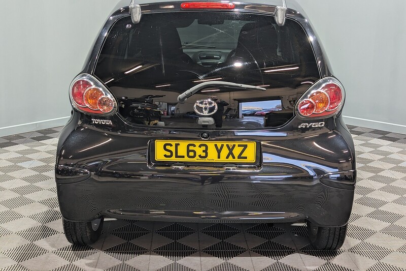 Used Toyota AYGO 2013 for sale - 76740864: Photo 8
