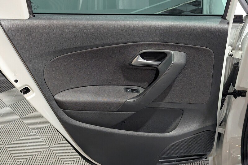 Used Volkswagen Polo 2016 for sale - 77422962: Photo 30