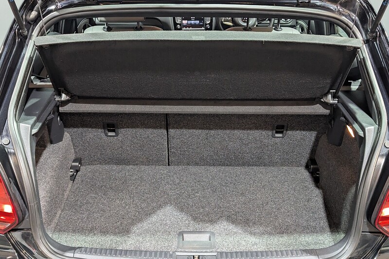 Used Volkswagen Polo 2014 for sale - 77250830: Photo 29