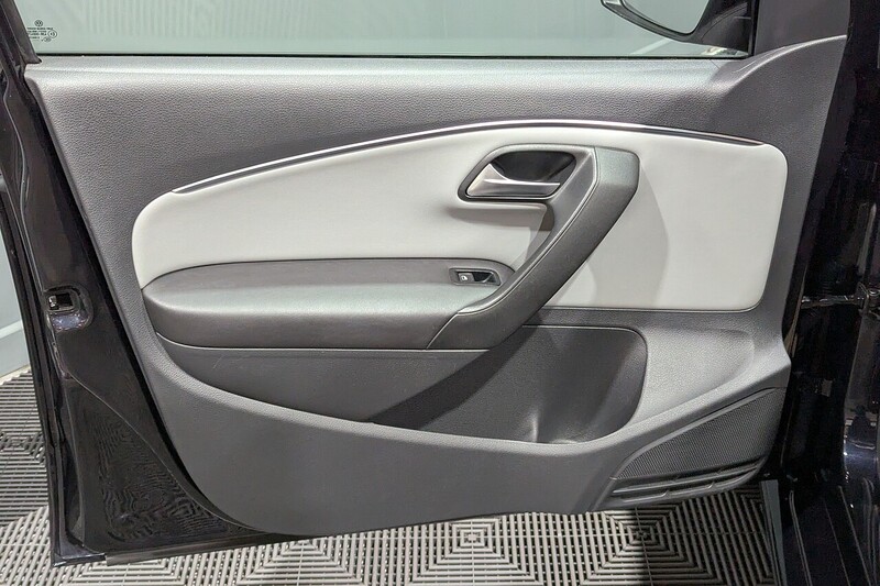 Used Volkswagen Polo 2014 for sale - 77250830: Photo 33