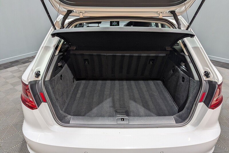 Used Audi A3 2015 for sale - 76626834: Photo 32