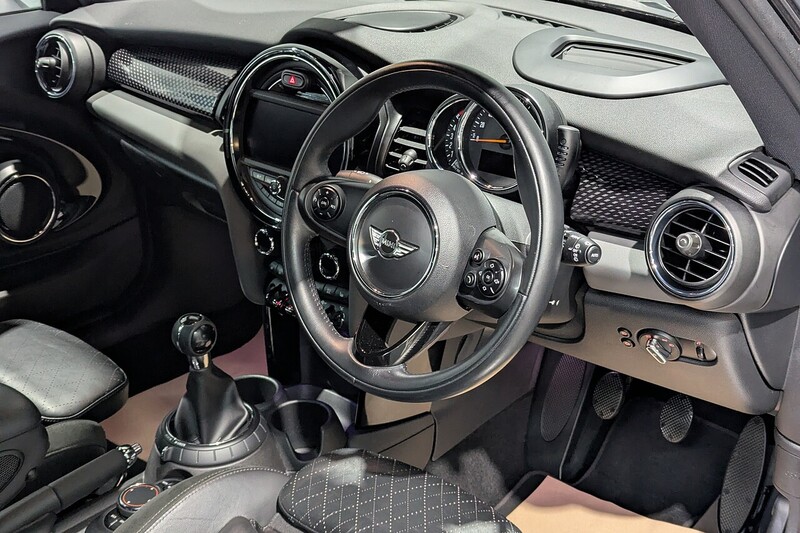 Used MINI Hatch 2014 for sale - 77963574: Photo 2