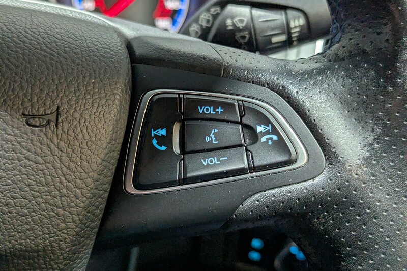 Used Ford Focus 2017 for sale - 77337674: Photo 17