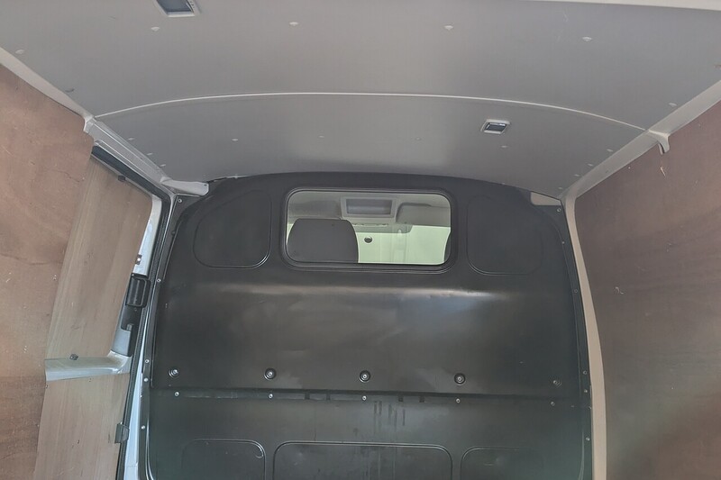 Used Volkswagen Transporter 2018 for sale - 76768849: Photo 25