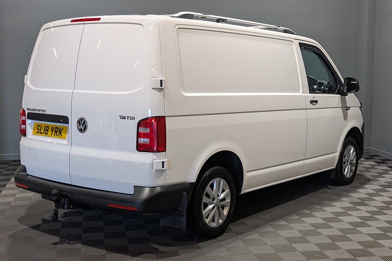Used Volkswagen Transporter 2018 for sale - 76768849: Photo 9