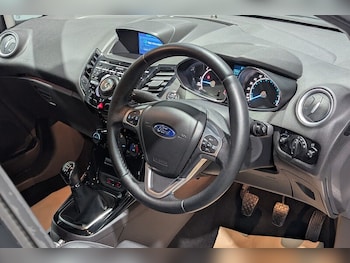 Used Ford Fiesta 2015 for sale - 78134749: Photo