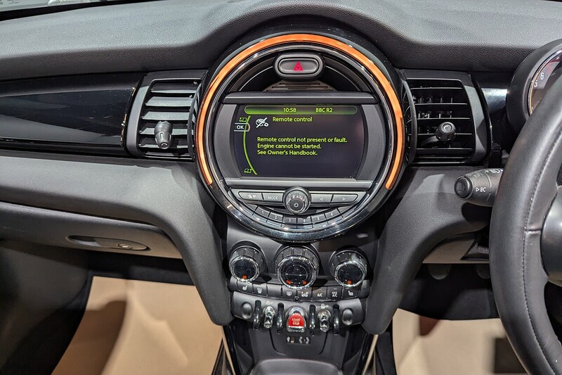 Used MINI Convertible 2016 for sale - 76626840: Photo 31