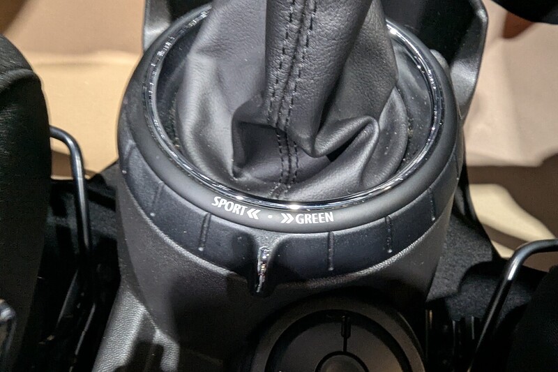 Used MINI Convertible 2016 for sale - 76626840: Photo 33