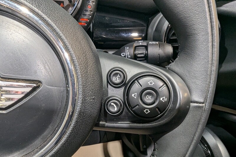 Used MINI Convertible 2016 for sale - 76626840: Photo 35