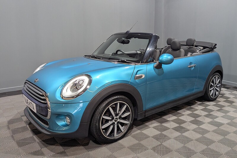 Used MINI Convertible 2016 for sale - 76626840: Photo 4
