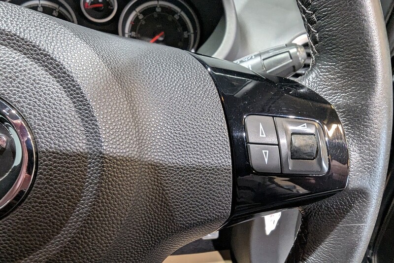 Used Vauxhall Corsa 2012 for sale - 76626838: Photo 17