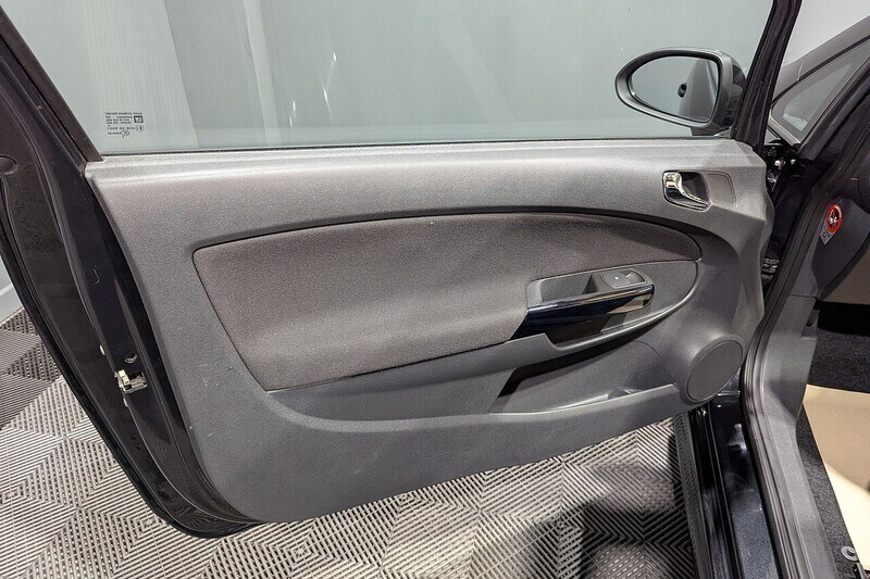 Used Vauxhall Corsa 2012 for sale - 76626838: Photo 22