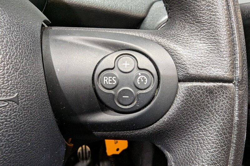 Used MINI Roadster 2012 for sale - 76638632: Photo 21