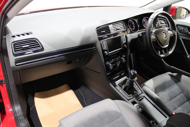 Used Volkswagen Golf 2015 for sale - 76740862: Photo 31