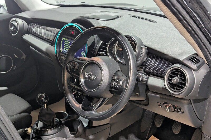 Used MINI Hatch 2015 for sale - 77007789: Photo 2