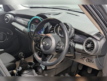 Used MINI Hatch 2015 for sale - 77007789: Photo