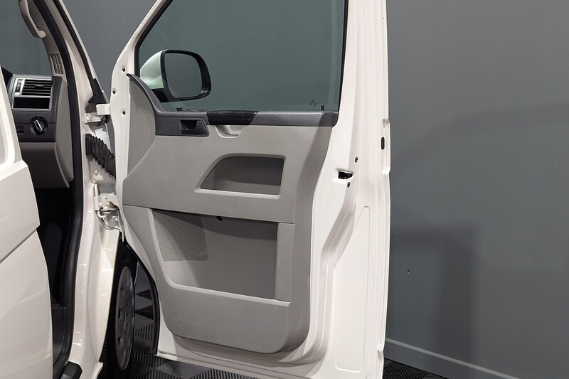 Used Volkswagen Transporter 2015 for sale - 77508050: Photo 14