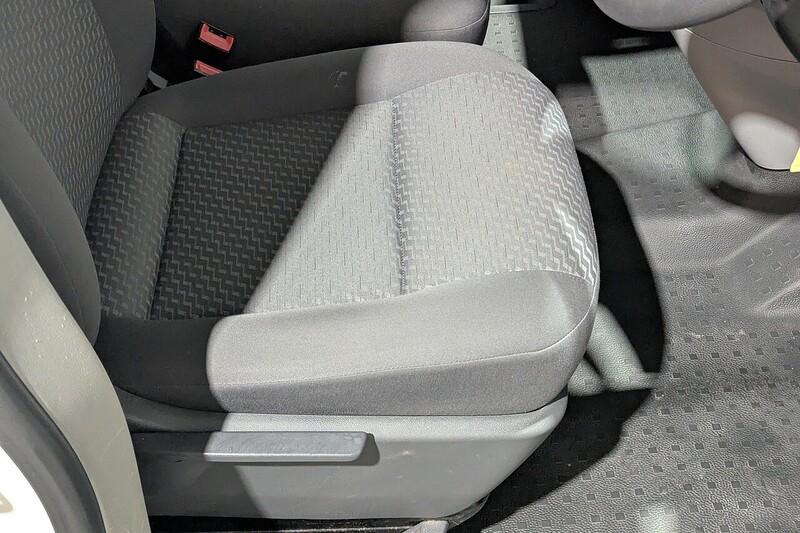 Used Volkswagen Transporter 2015 for sale - 77508050: Photo 16