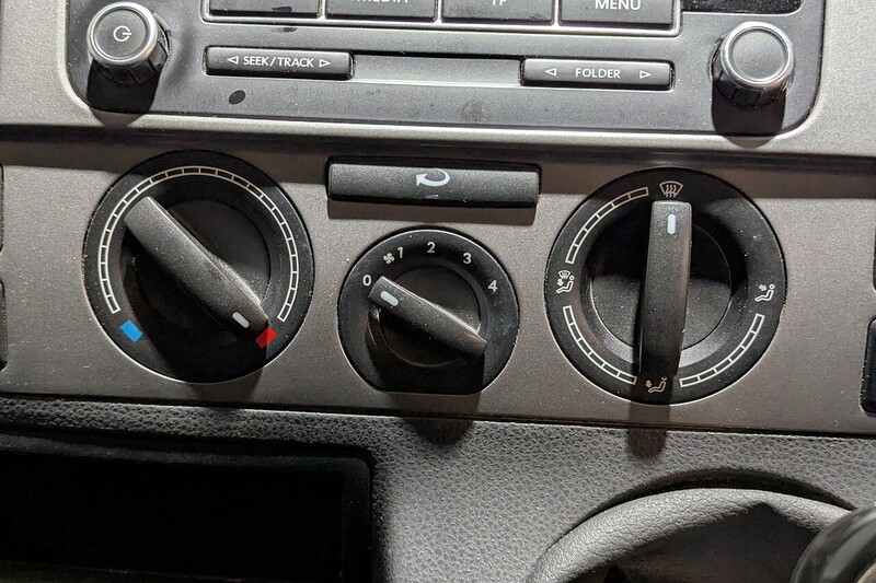 Used Volkswagen Transporter 2015 for sale - 77508050: Photo 20