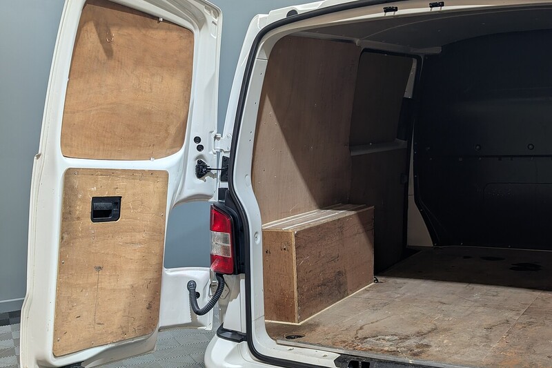 Used Volkswagen Transporter 2015 for sale - 77508050: Photo 21