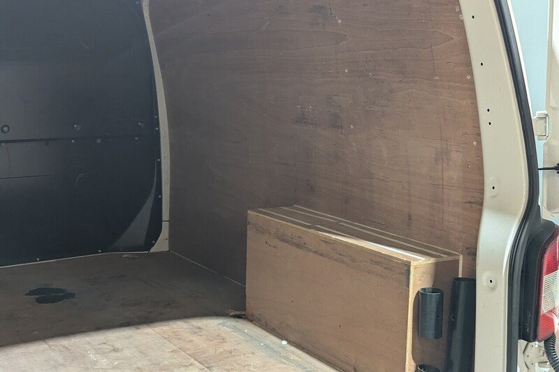 Used Volkswagen Transporter 2015 for sale - 77508050: Photo 23