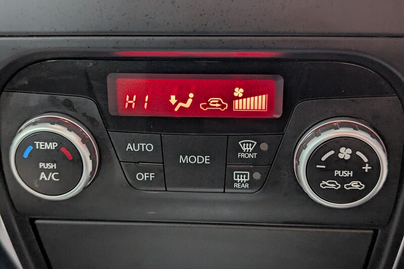 Used Suzuki SX4 2012 for sale - 77655817: Photo 17