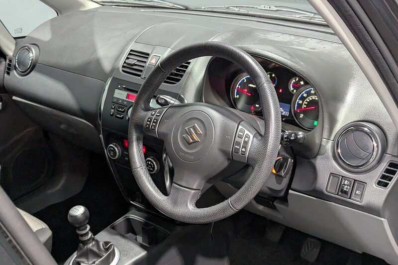 Used Suzuki SX4 2012 for sale - 77655817: Photo 2