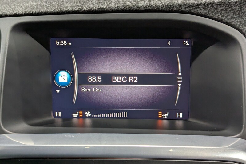 Used Volvo V60 2017 for sale - 77850941: Photo 13