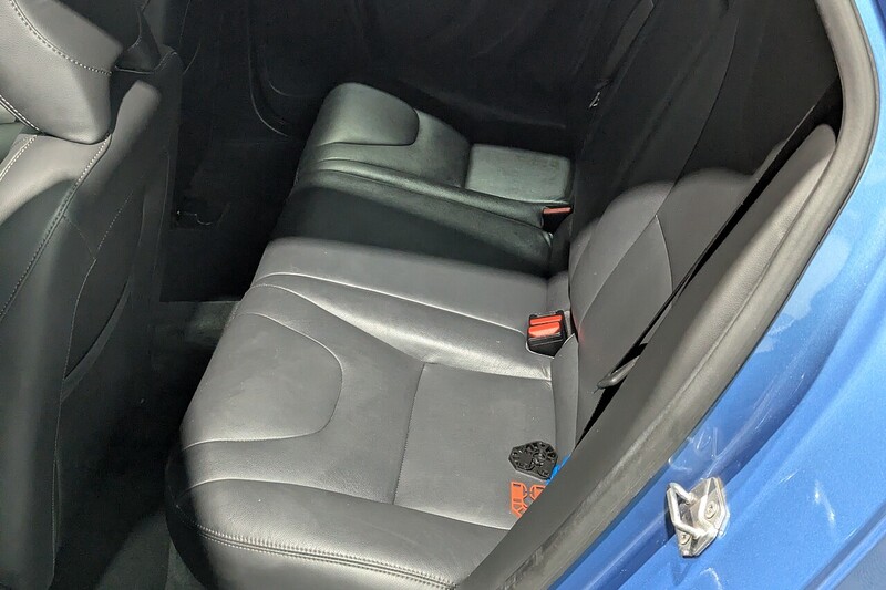 Used Volvo V60 2017 for sale - 77850941: Photo 18