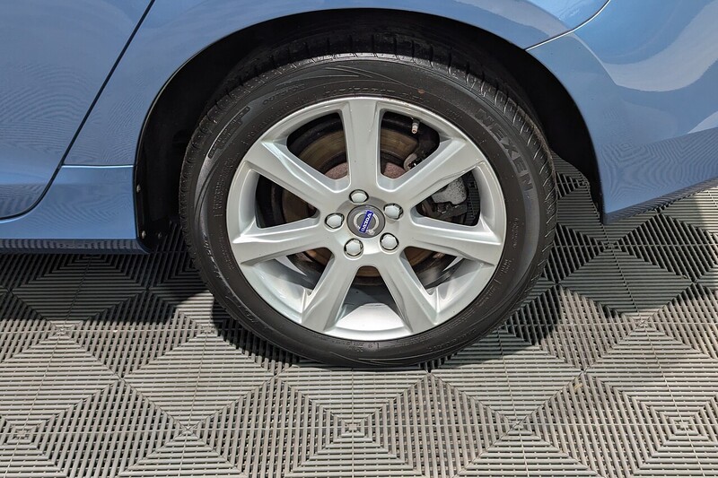 Used Volvo V60 2017 for sale - 77850941: Photo 22