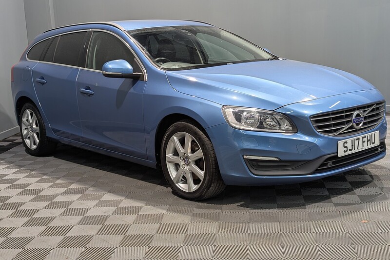 Used Volvo V60 2017 for sale - 77850941: Photo 6