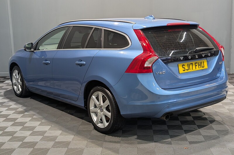 Used Volvo V60 2017 for sale - 77850941: Photo 7