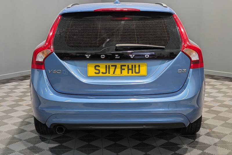 Used Volvo V60 2017 for sale - 77850941: Photo 8