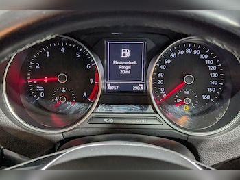 Used Volkswagen Polo 2015 for sale - 79434120: Photo