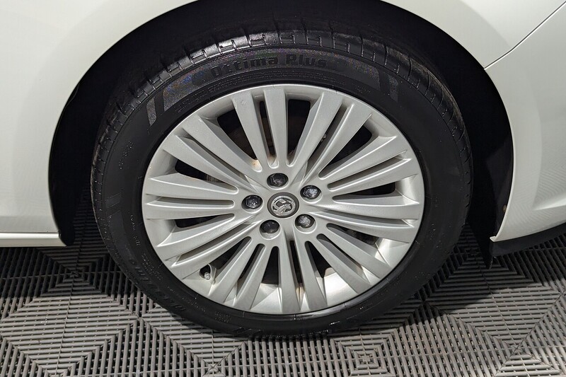 Used Vauxhall Astra 2013 for sale - 77906001: Photo 10